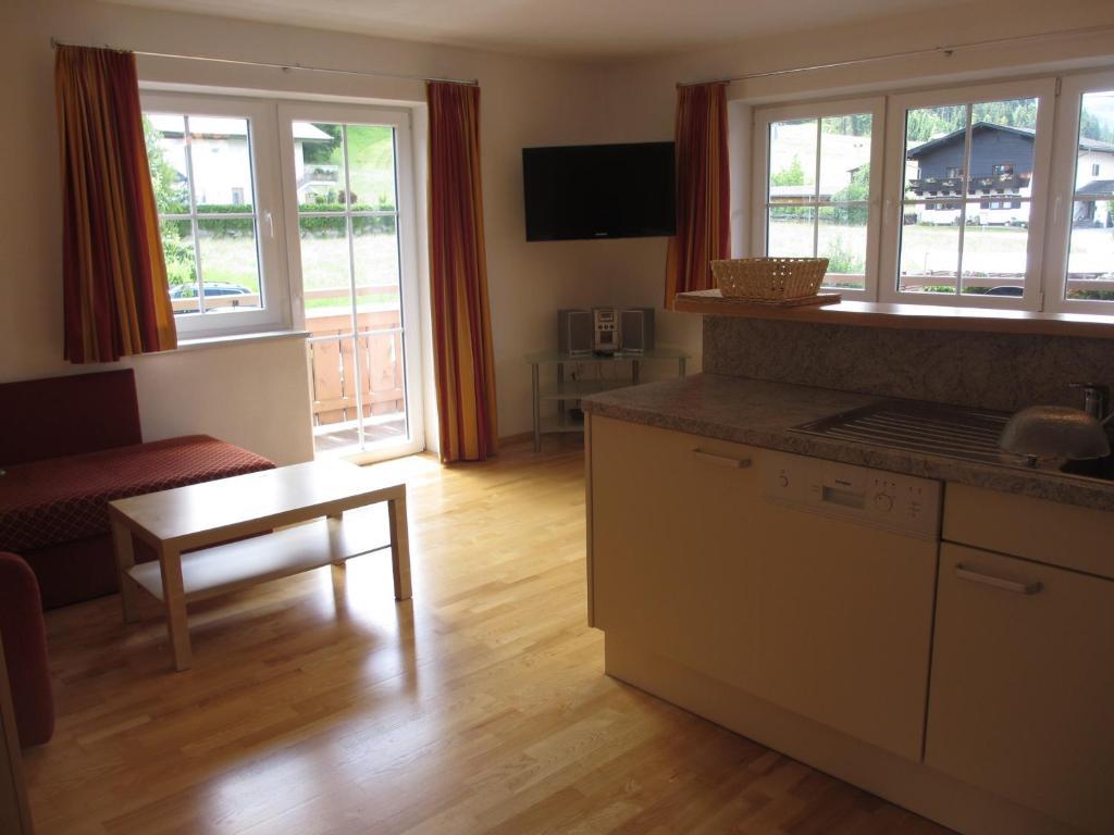 Appartement Kurz Top 1 ヴェステンドルフ エクステリア 写真